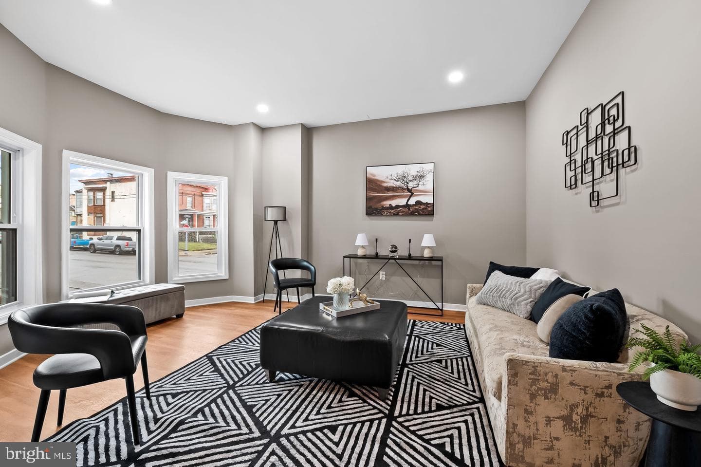 2401 Harlem Avenue