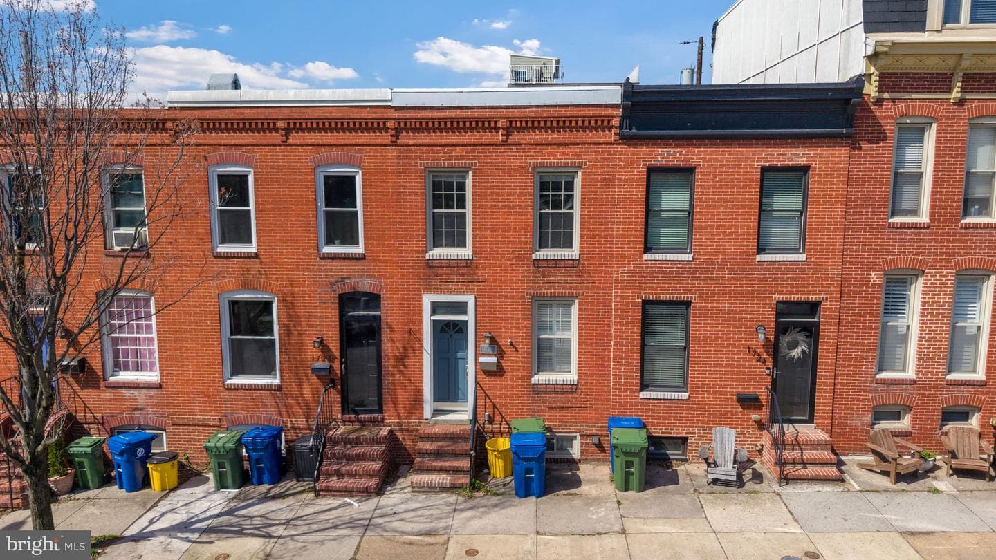 1726 Johnson Street photo 1