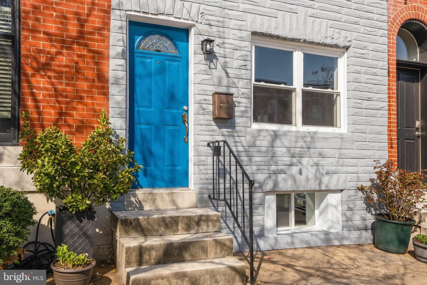 246 S East Avenue photo 1