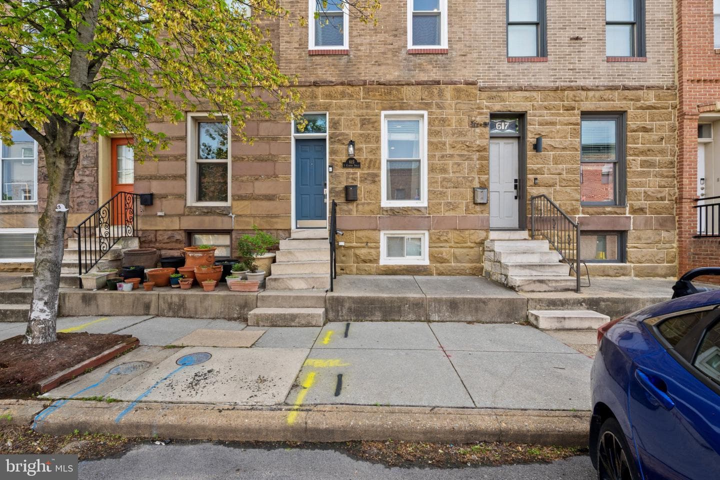 615 S Clinton Street photo 1