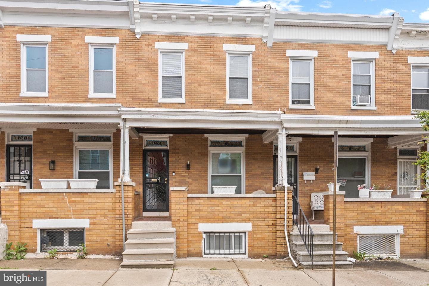 2609 E Hoffman Street, Baltimore