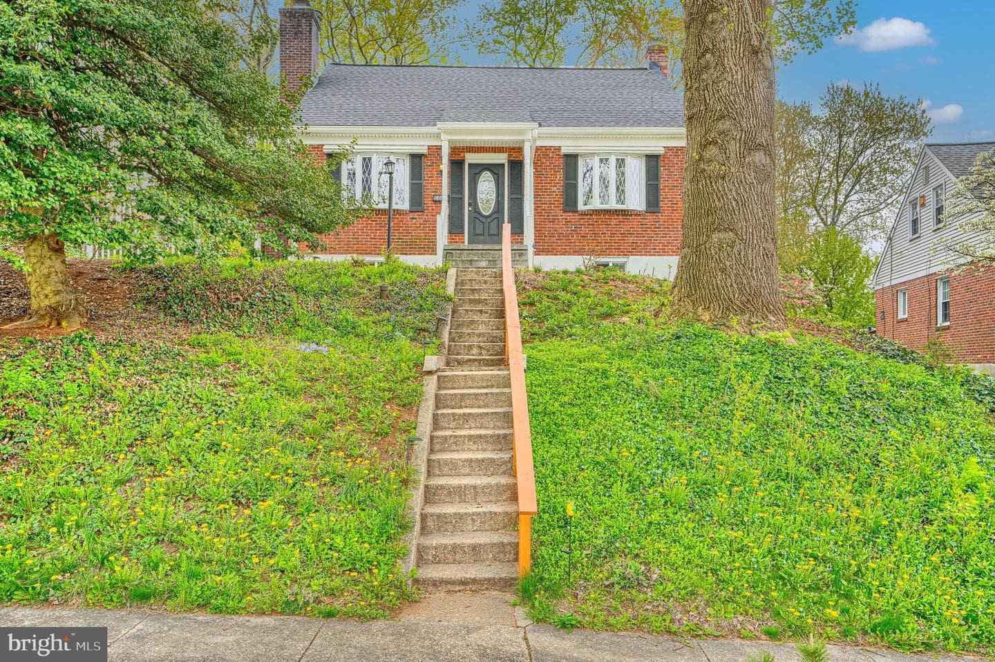 6007 Winthrope Avenue