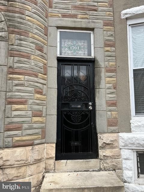 1703 E Lafayette Avenue photo 1