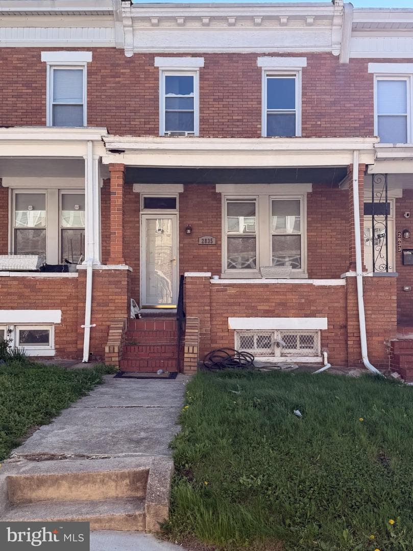 2835 Brendan Avenue photo 1