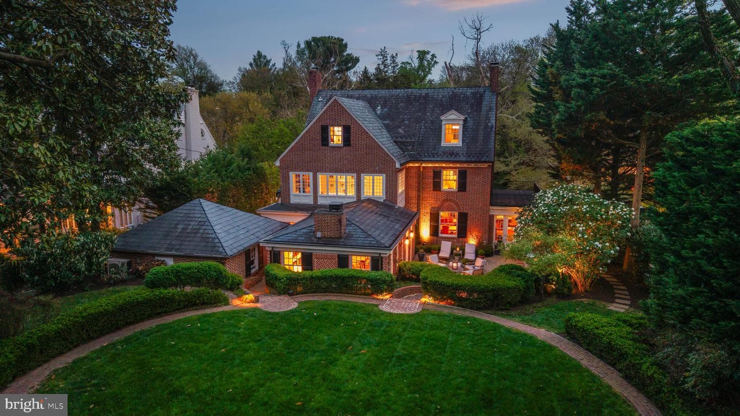 216 Chancery Road photo 1