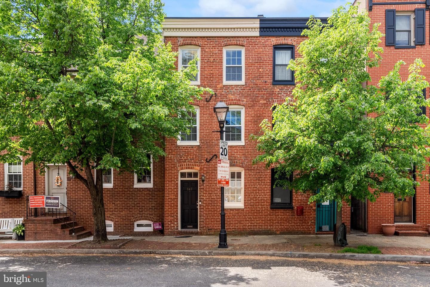 141 W Montgomery Street photo 1