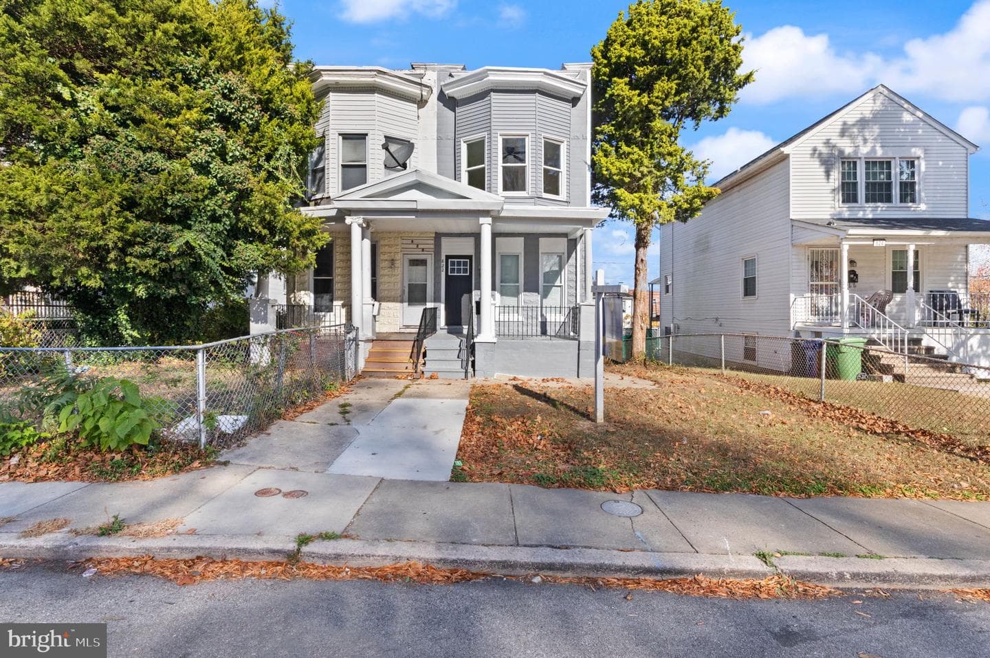 822 E 41st Street