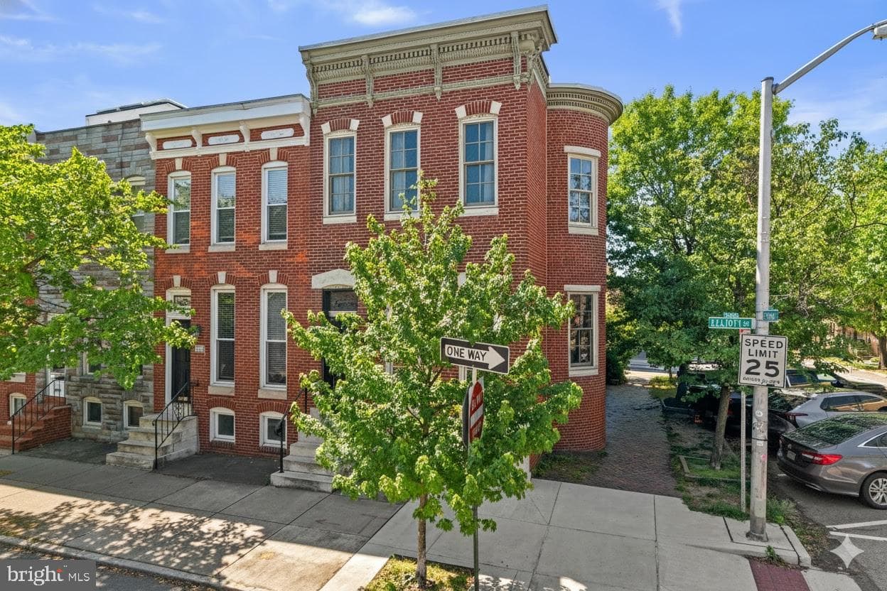 3001 Elliott Street