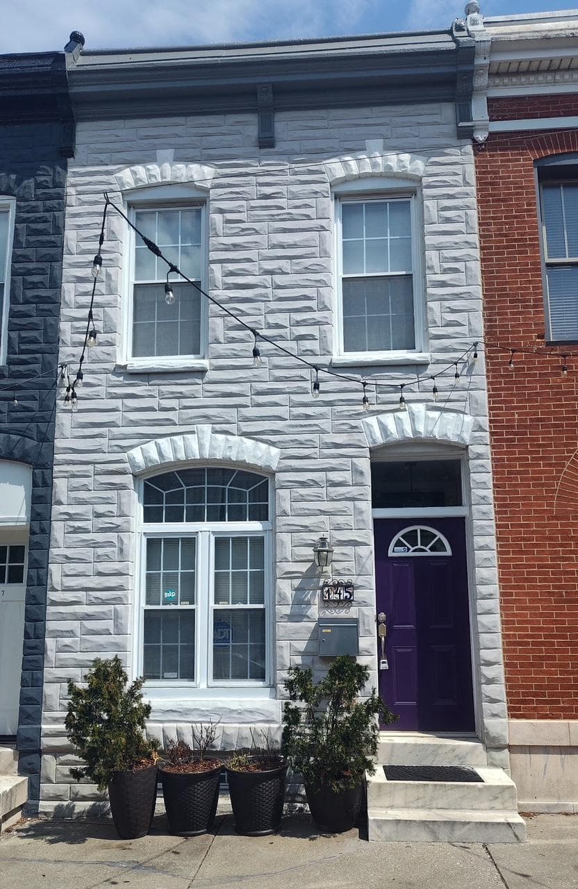 145 N Milton Avenue photo 1