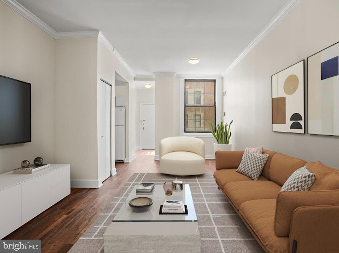 1 E Chase Street #401