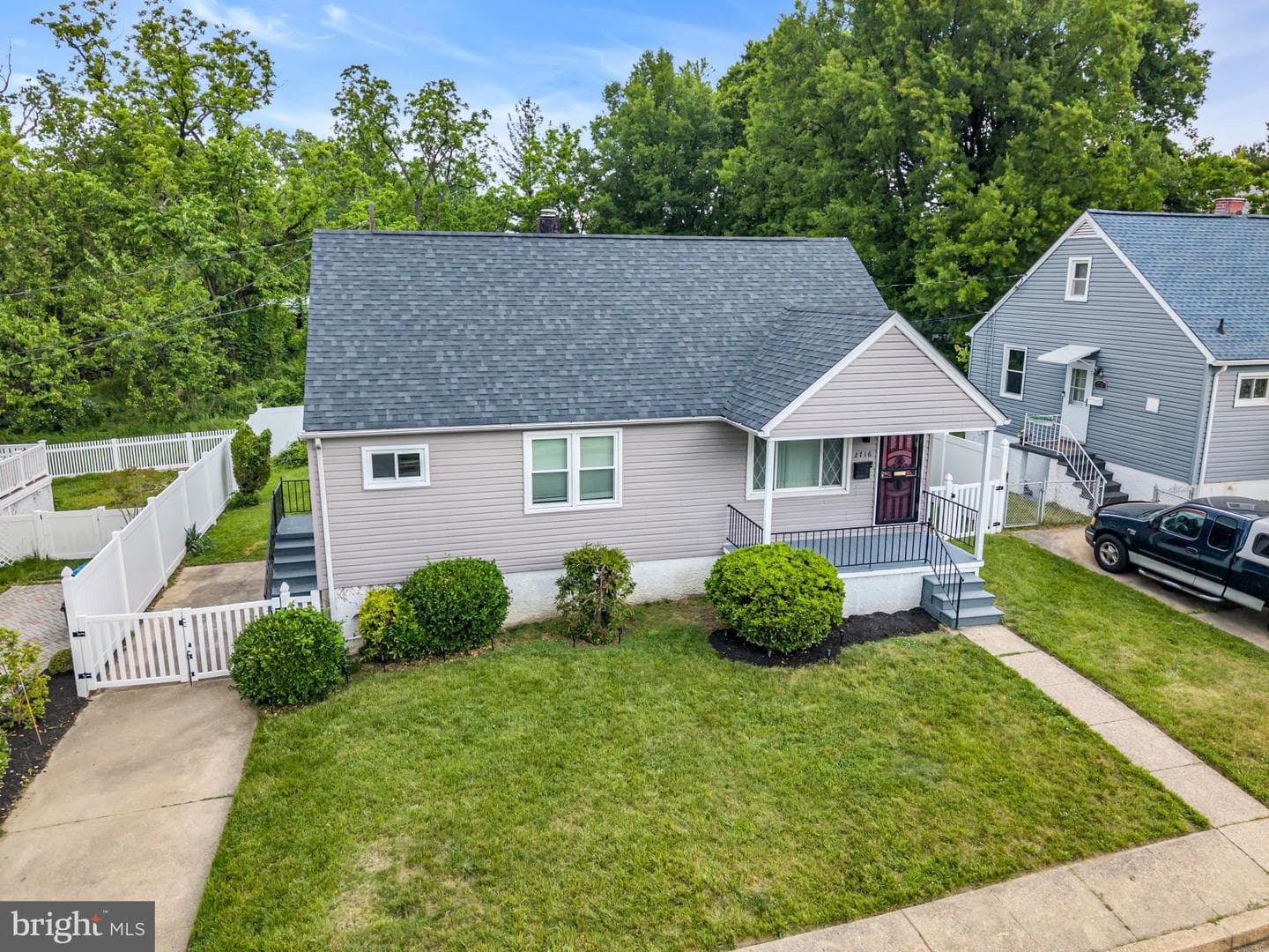 2716 Westfield Avenue