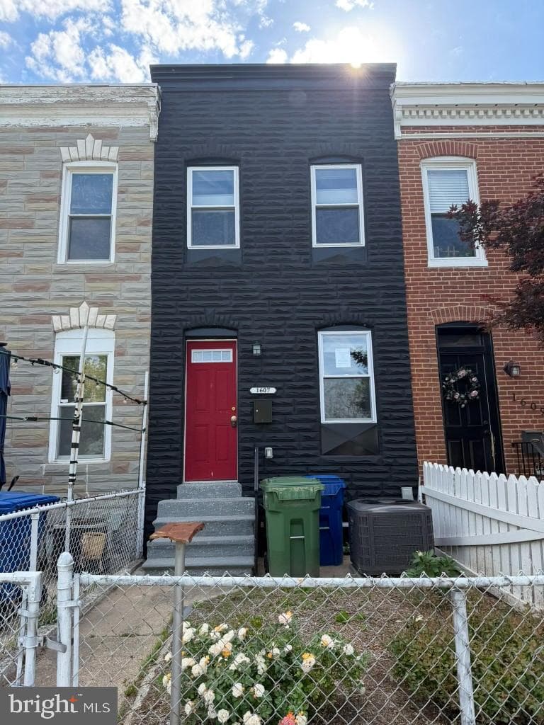 1607 Race Street, Baltimore