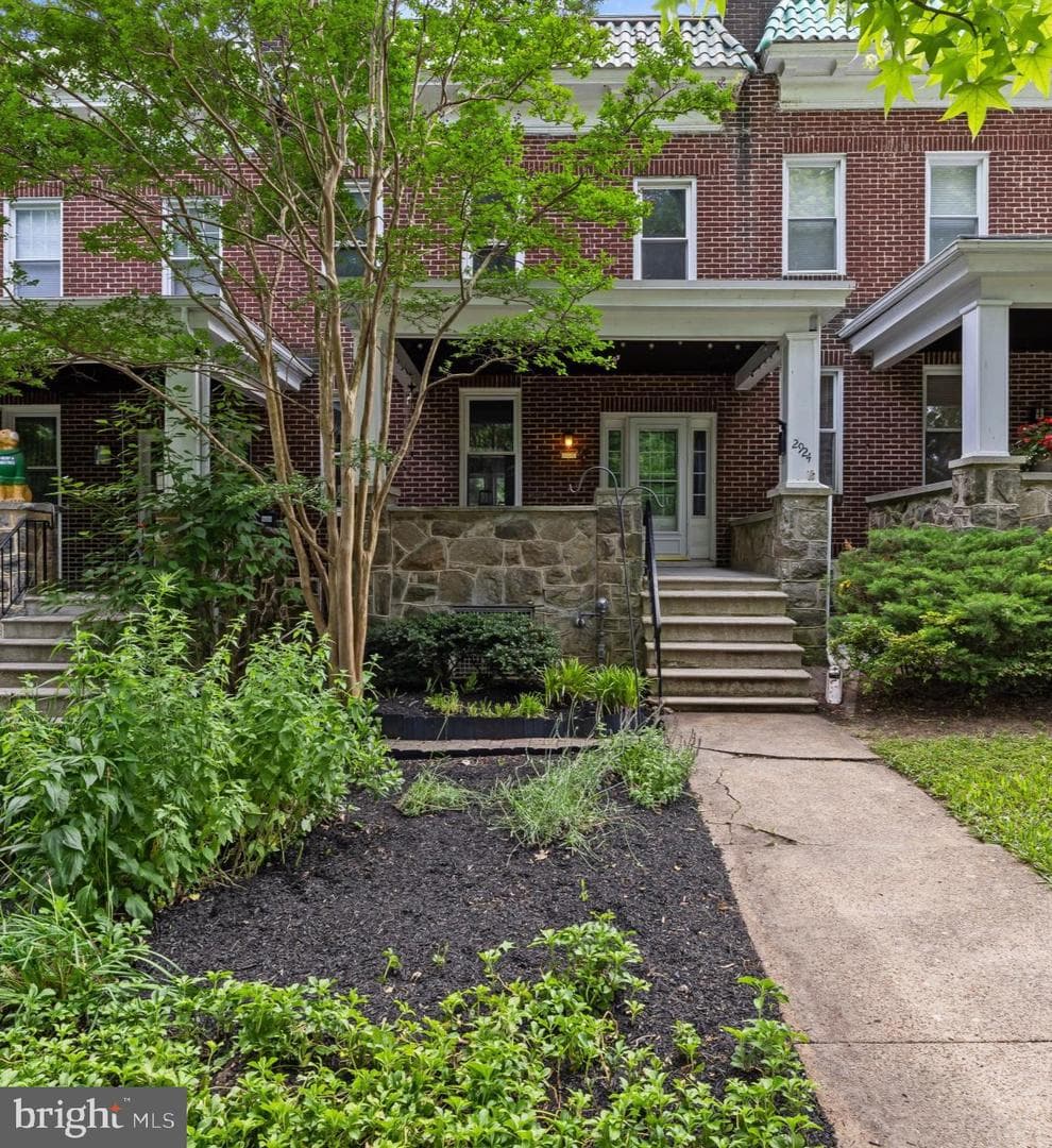 2924 Wyman Parkway