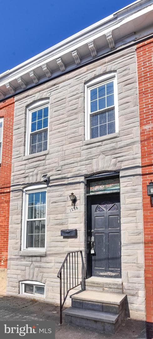 1238 Wall Street