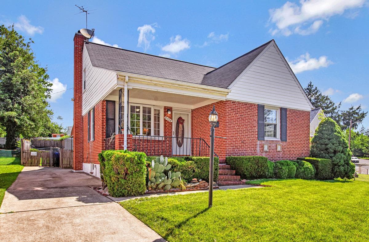 4708 Hamilton Avenue, Baltimore