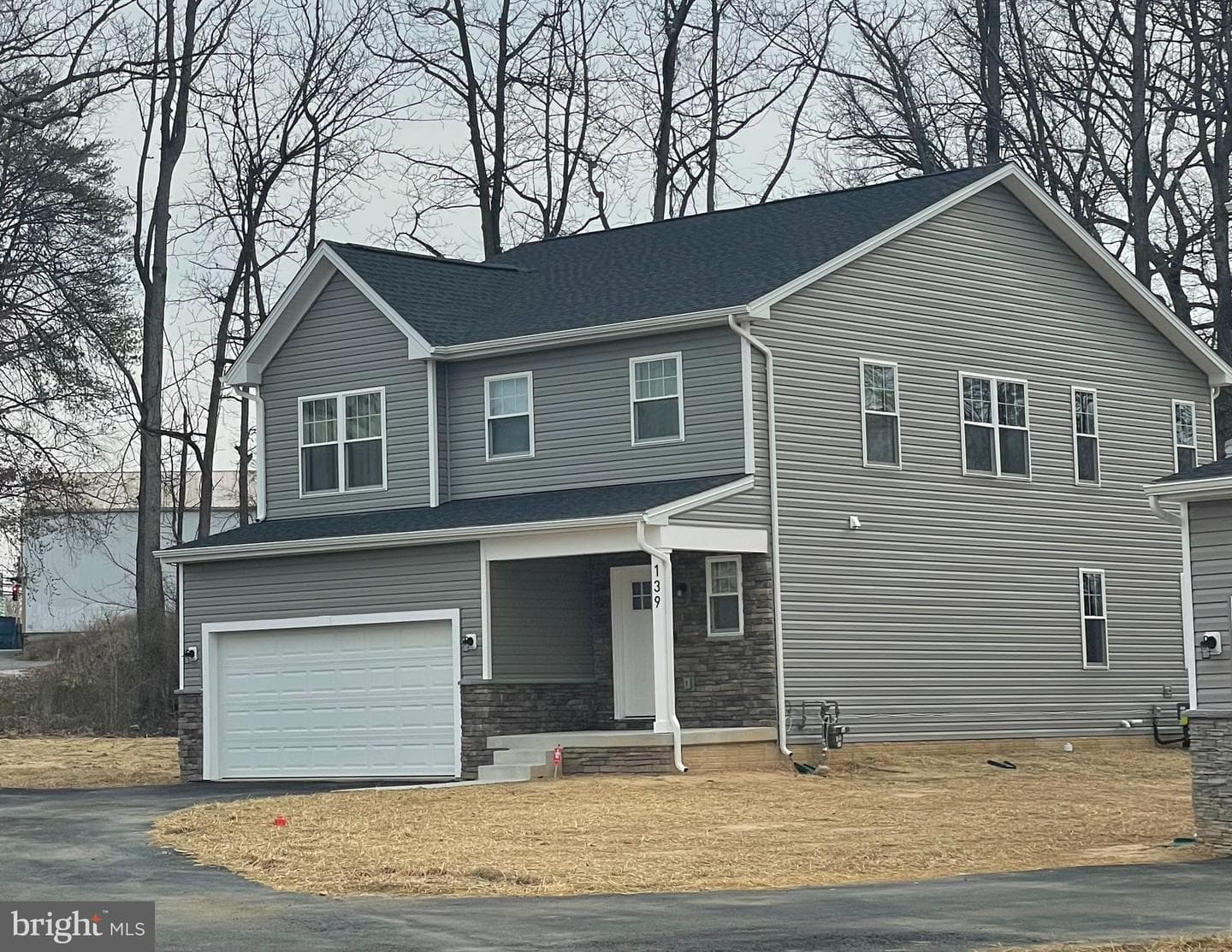 8915 Lennings Lane photo 1