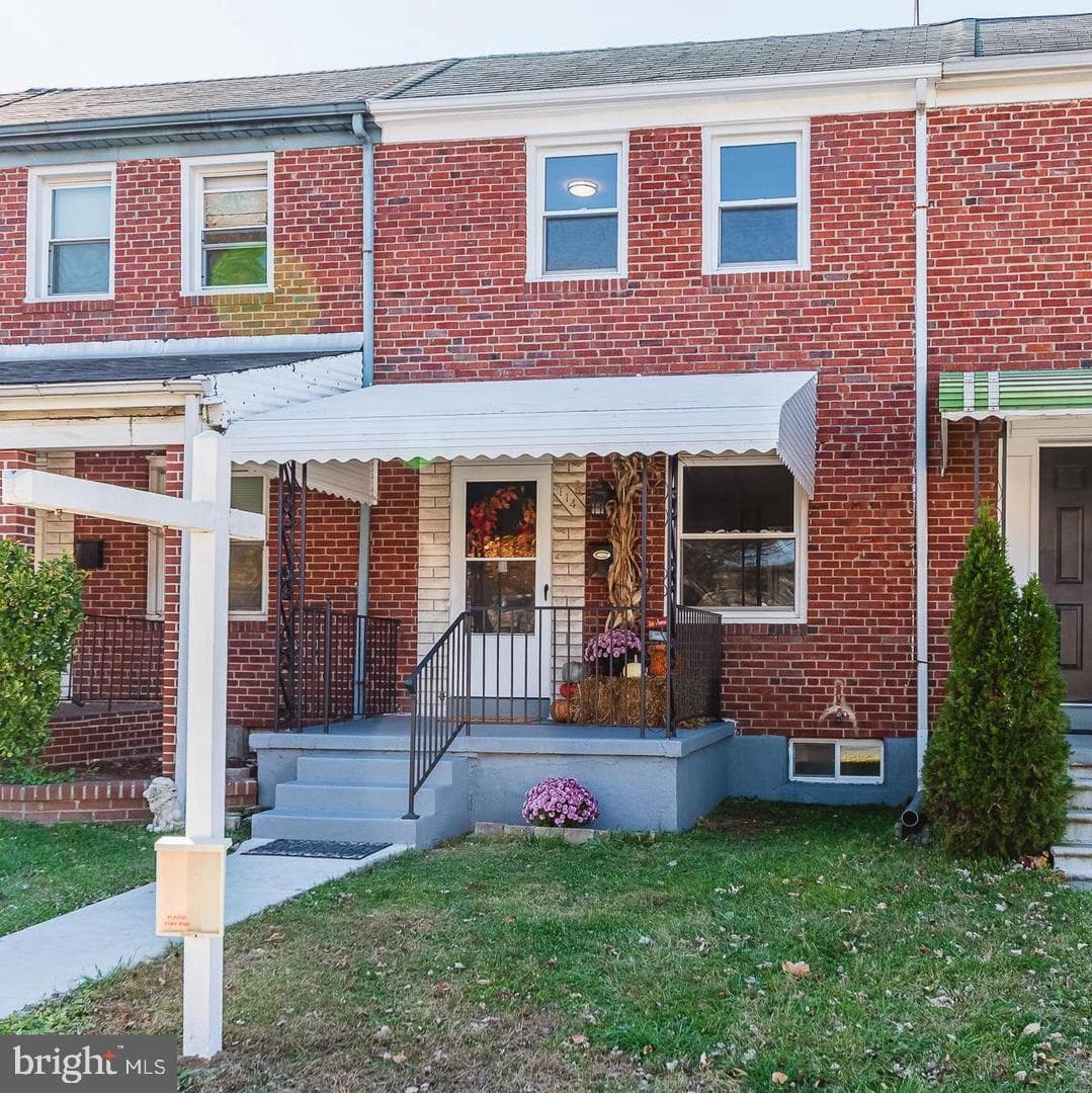 114 Kingston Road photo 1