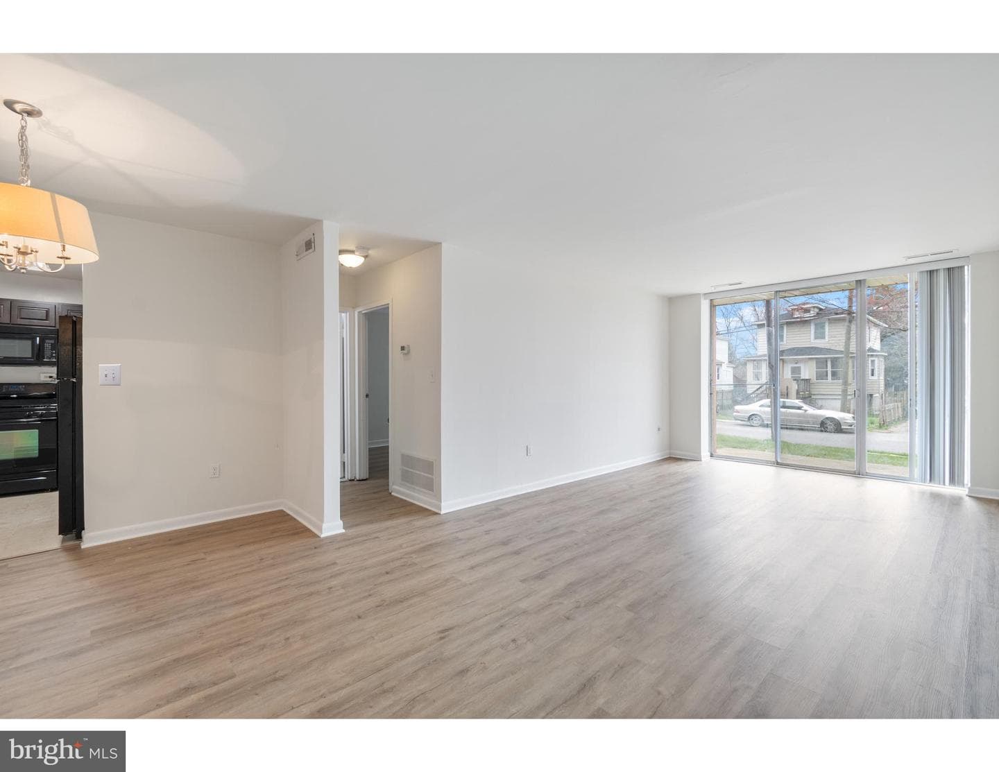 130 Slade Avenue #109 photo 1