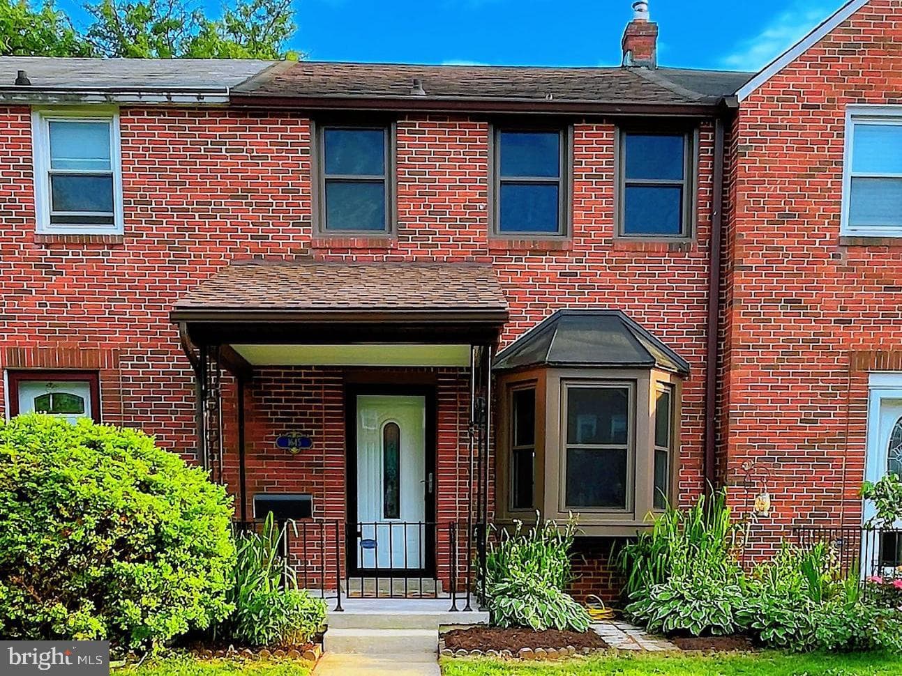 1645 Thetford Road photo 1
