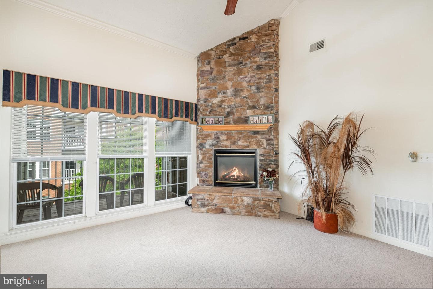 5493 Glenthorne Court #5493 photo 1