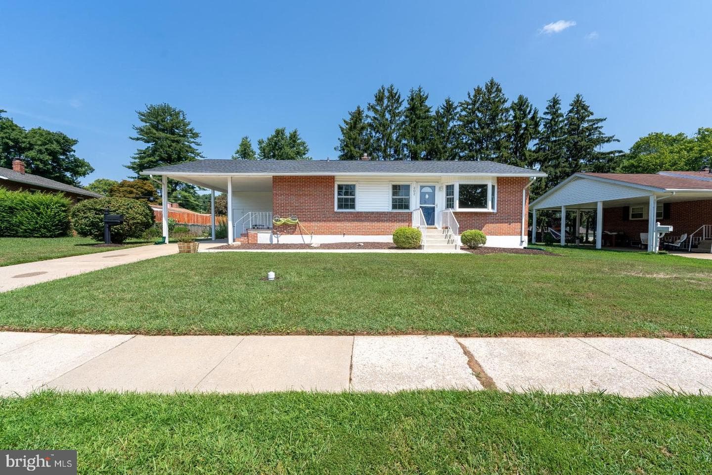202 Conewood Avenue photo 1