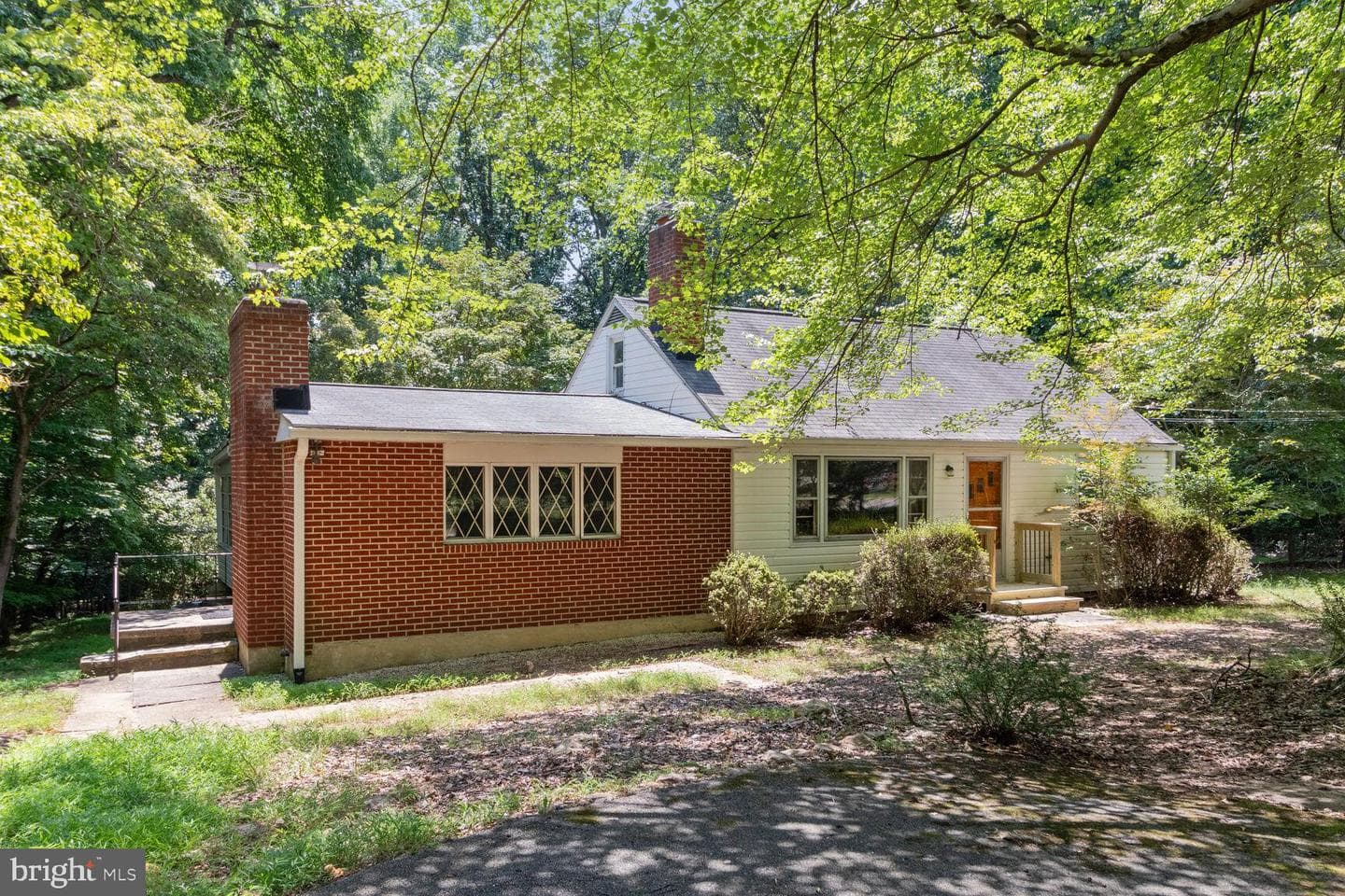 11131 Ridgeway Avenue S photo 1