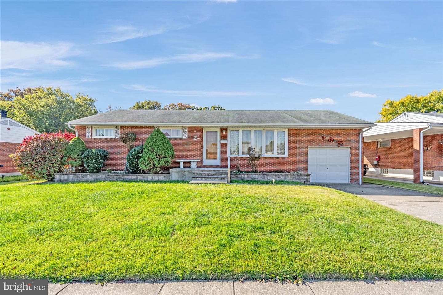 1514 Chapel Hill Drive photo 1