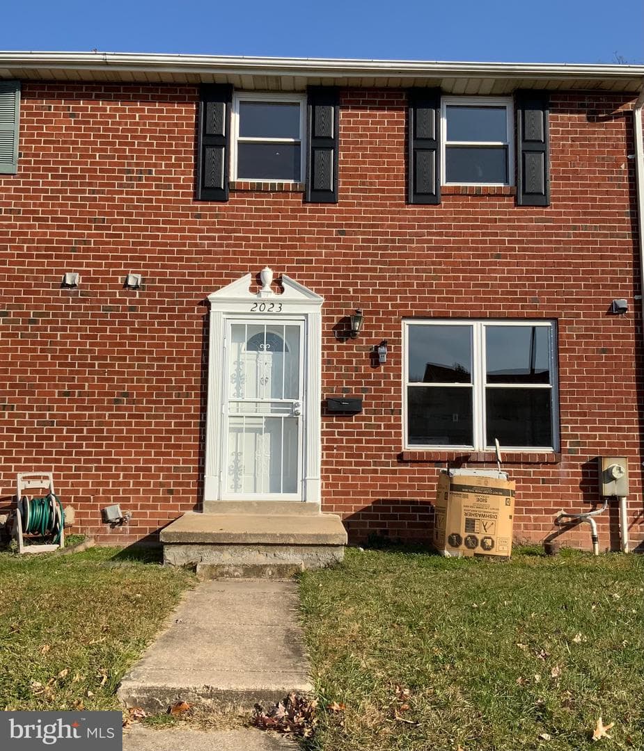 2023 E Wintergreen Pl Pl SE photo 1