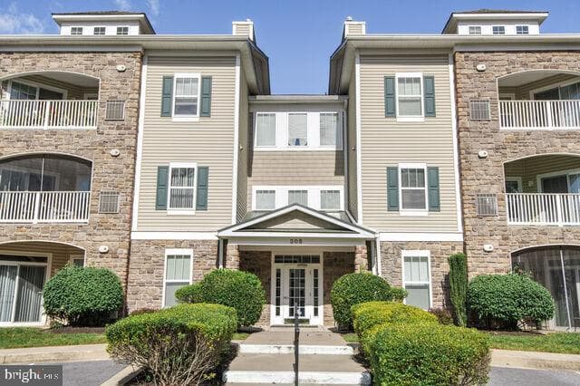 305 Wyndham Circle #305 G photo 1