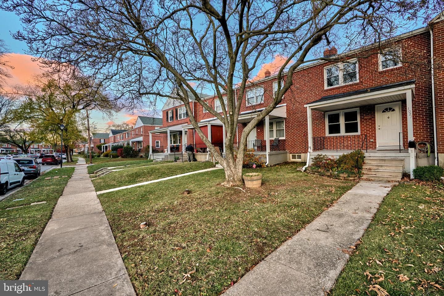 1027 Winsford Road photo 1
