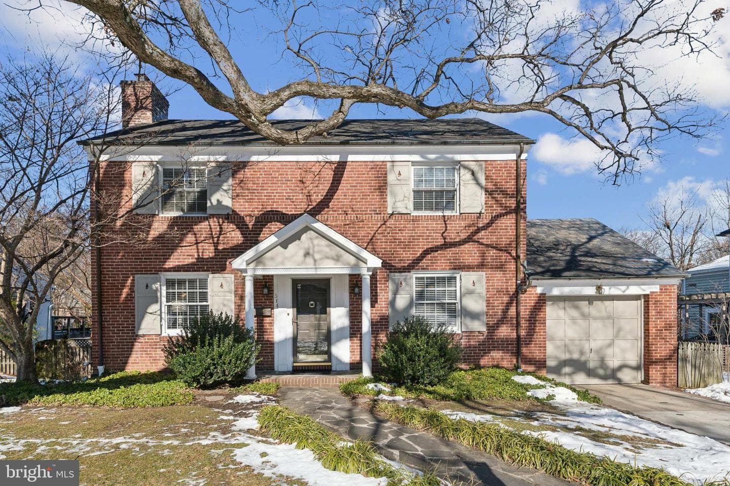 514 Yarmouth Road photo 1