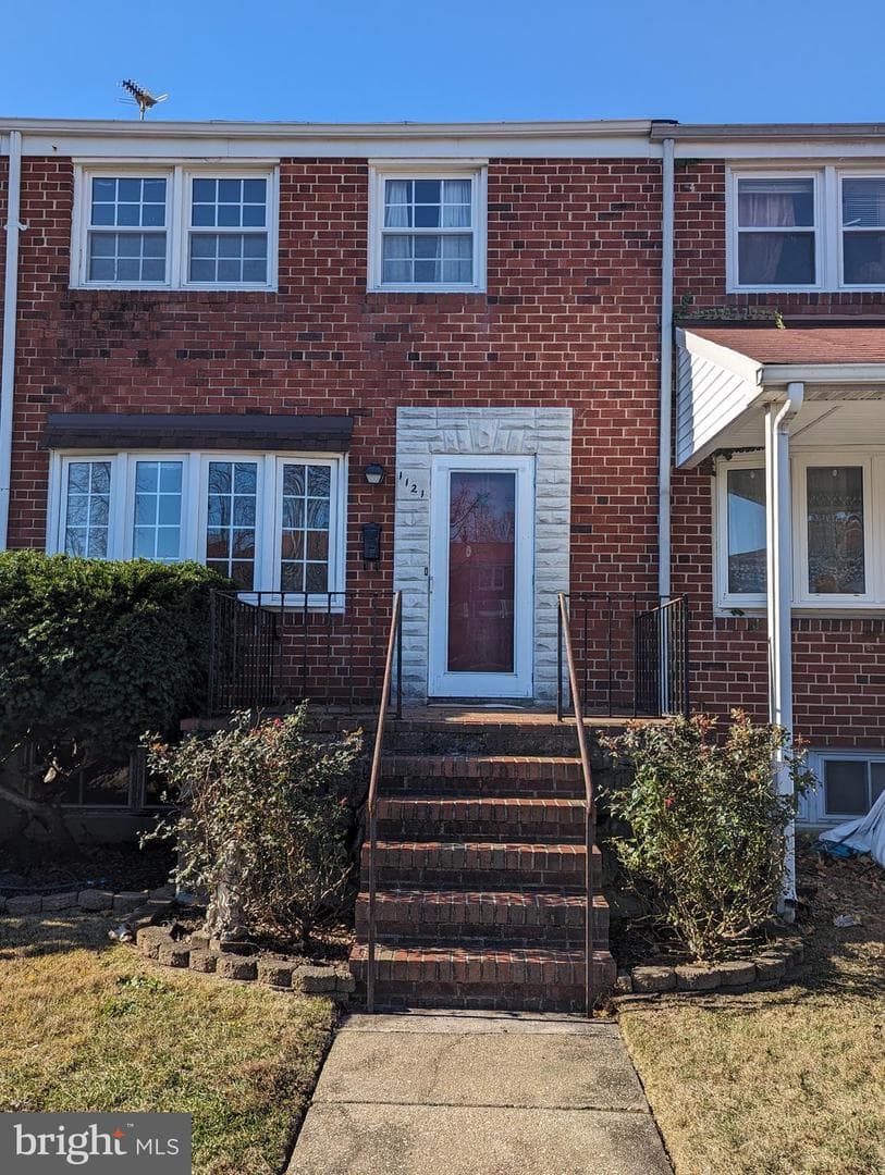 1121 Linden Avenue photo 1