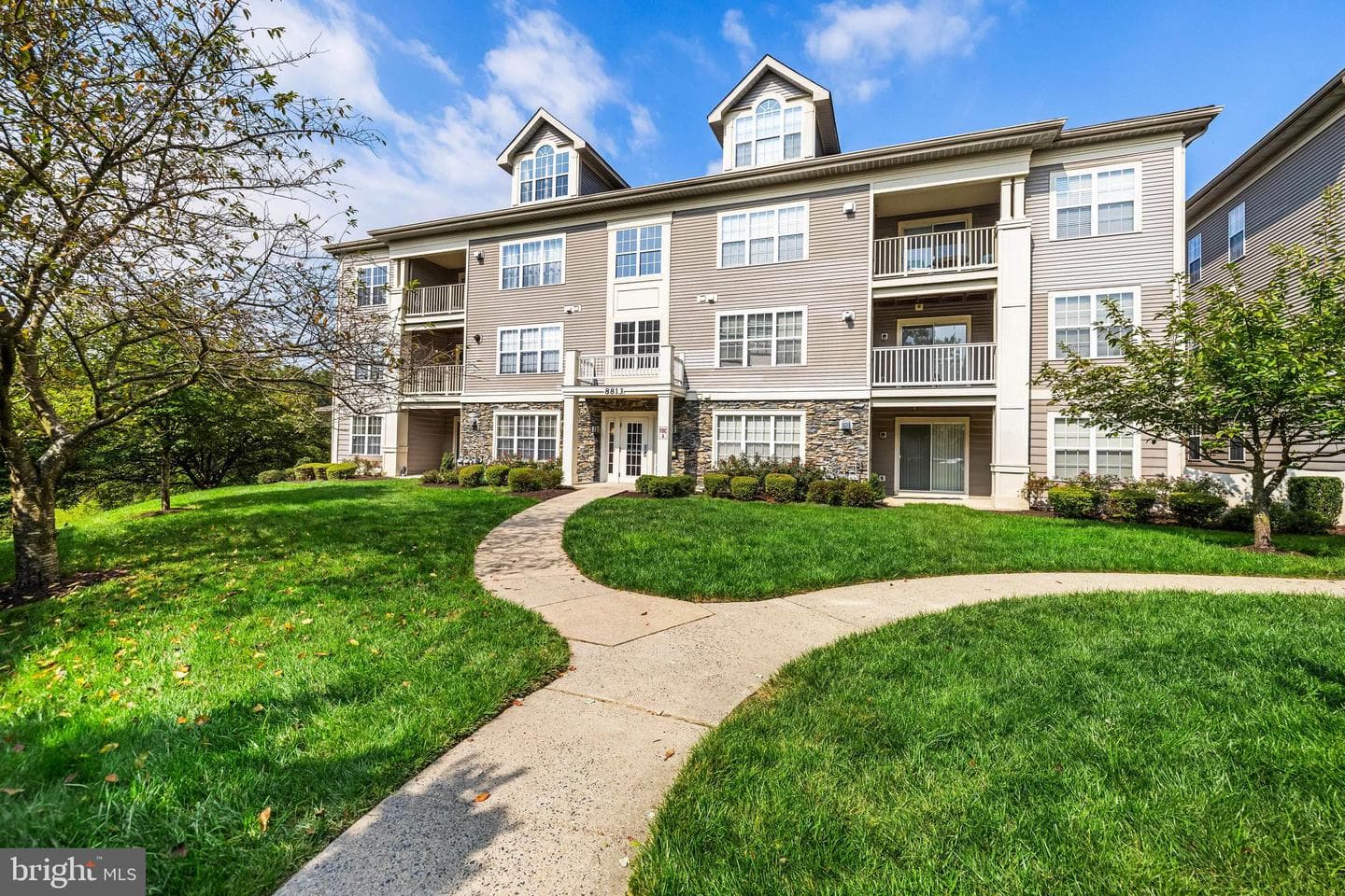 8813 Stone Ridge Circle #101 photo 1