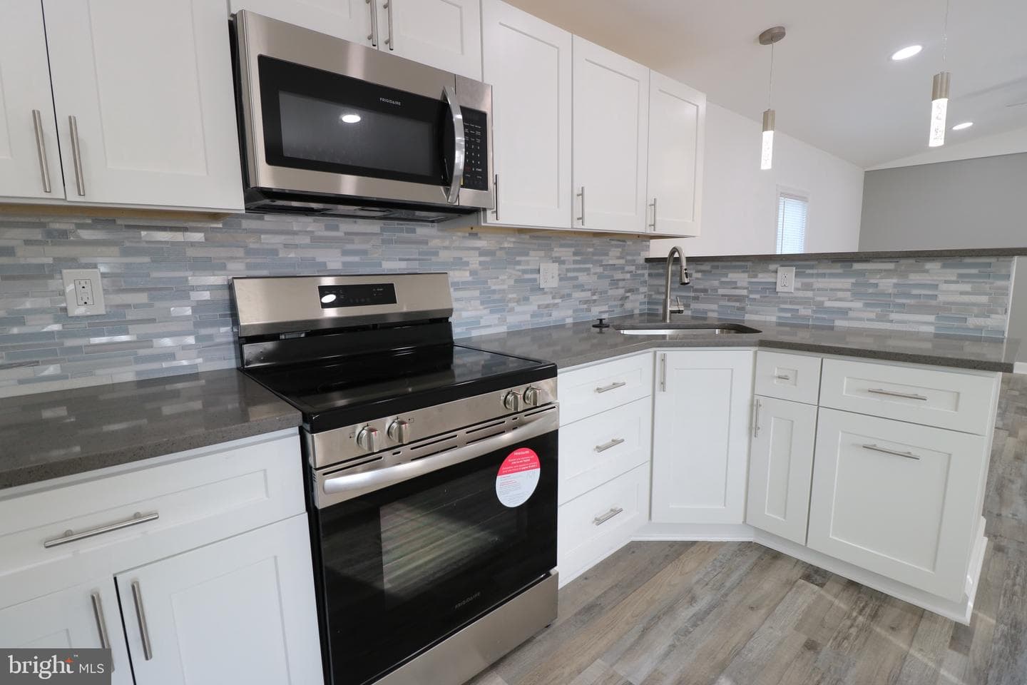 106 Rodeo Circle photo 1
