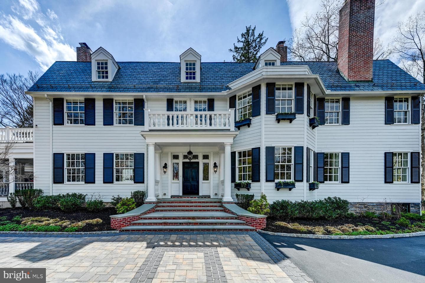1848 Circle Road photo 1