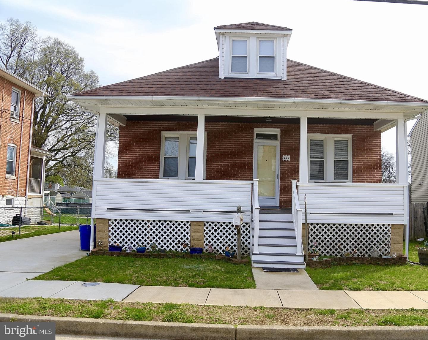 343 Nicholson Road photo 1