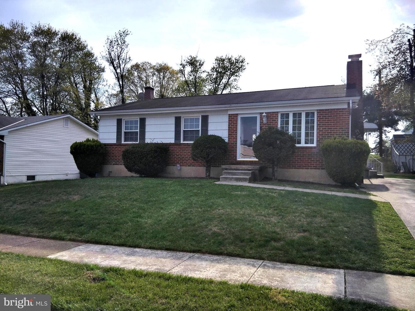 3706 Lamoine Road photo 1