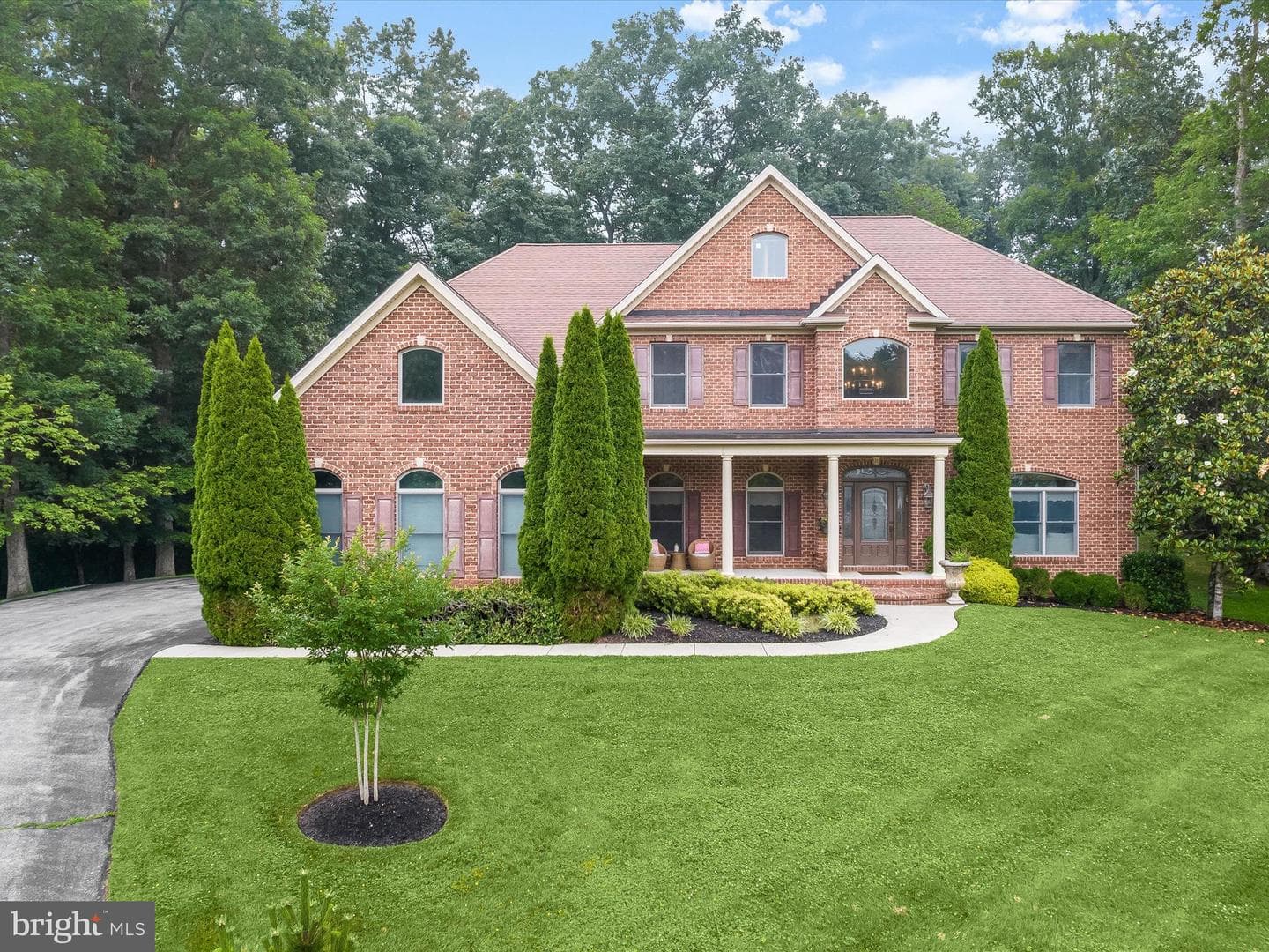 6 Jarretts Court photo 1