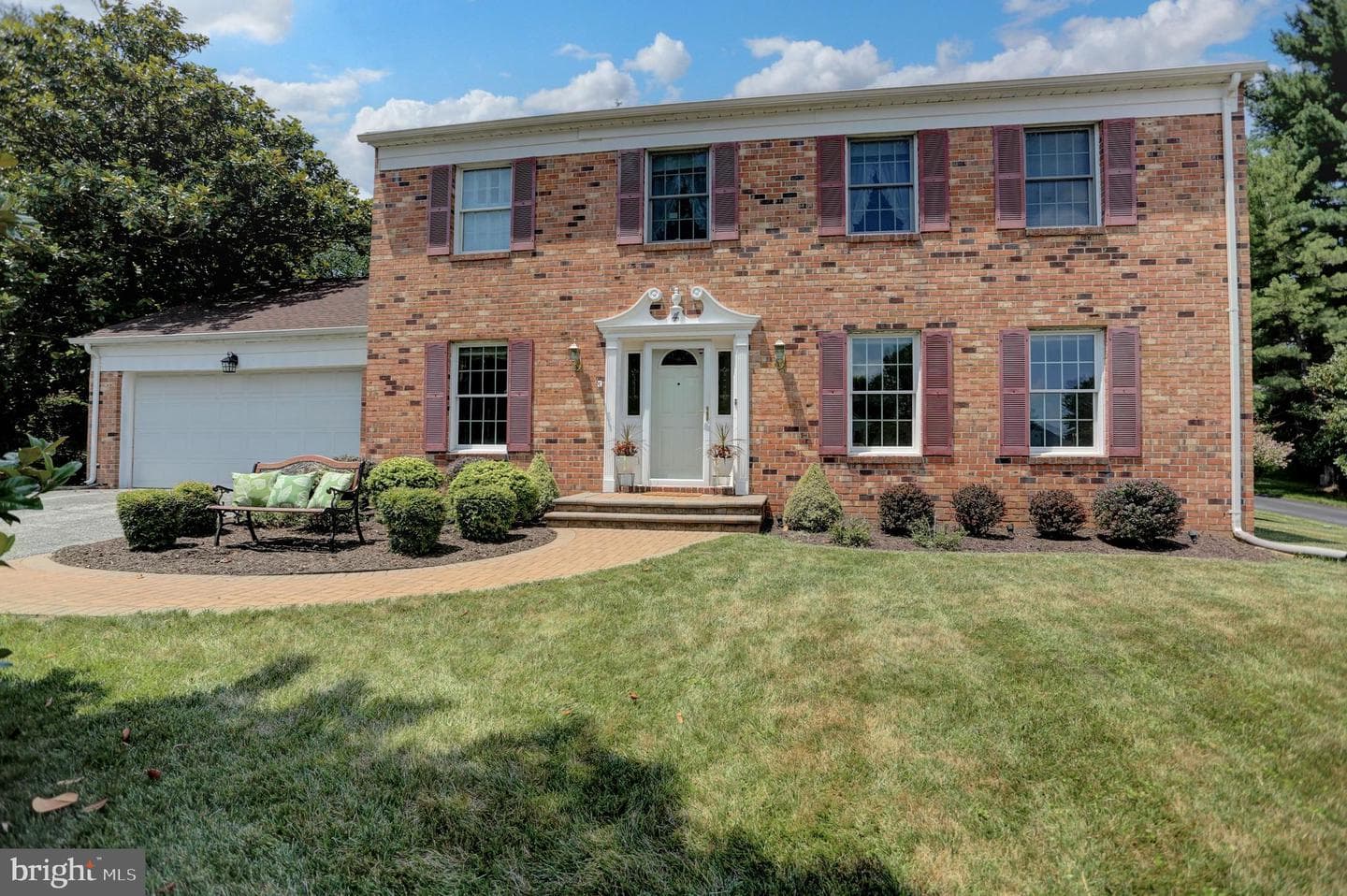 4 Teaneck Court photo 1