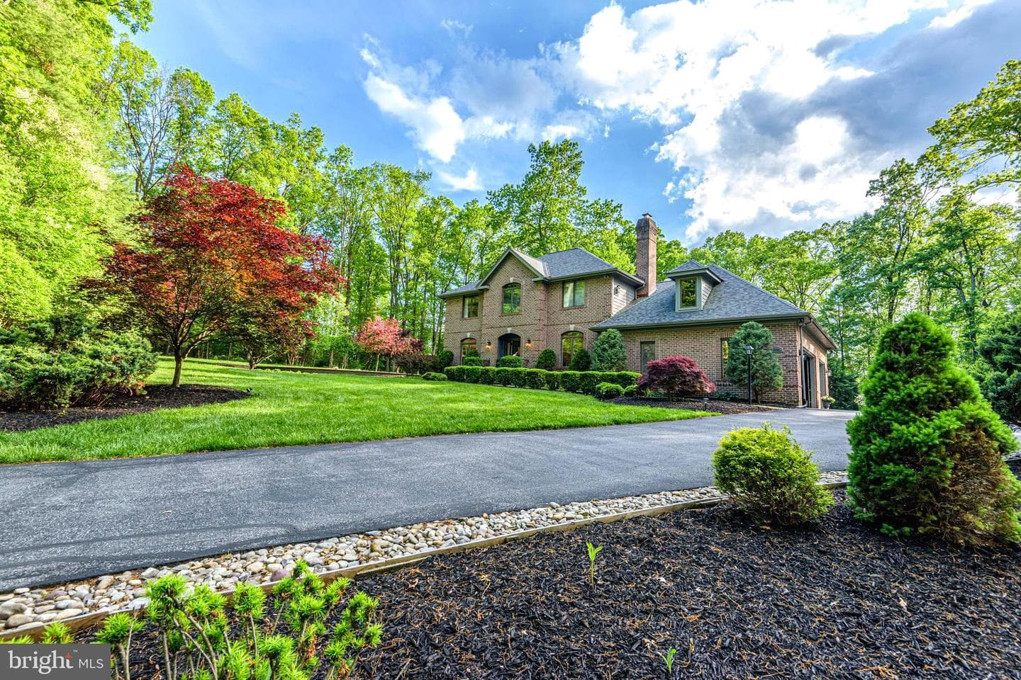 1709 Freeland Road photo 1
