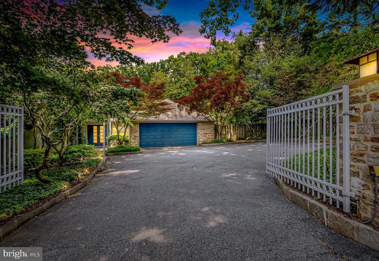 6 Meadow Road photo 1