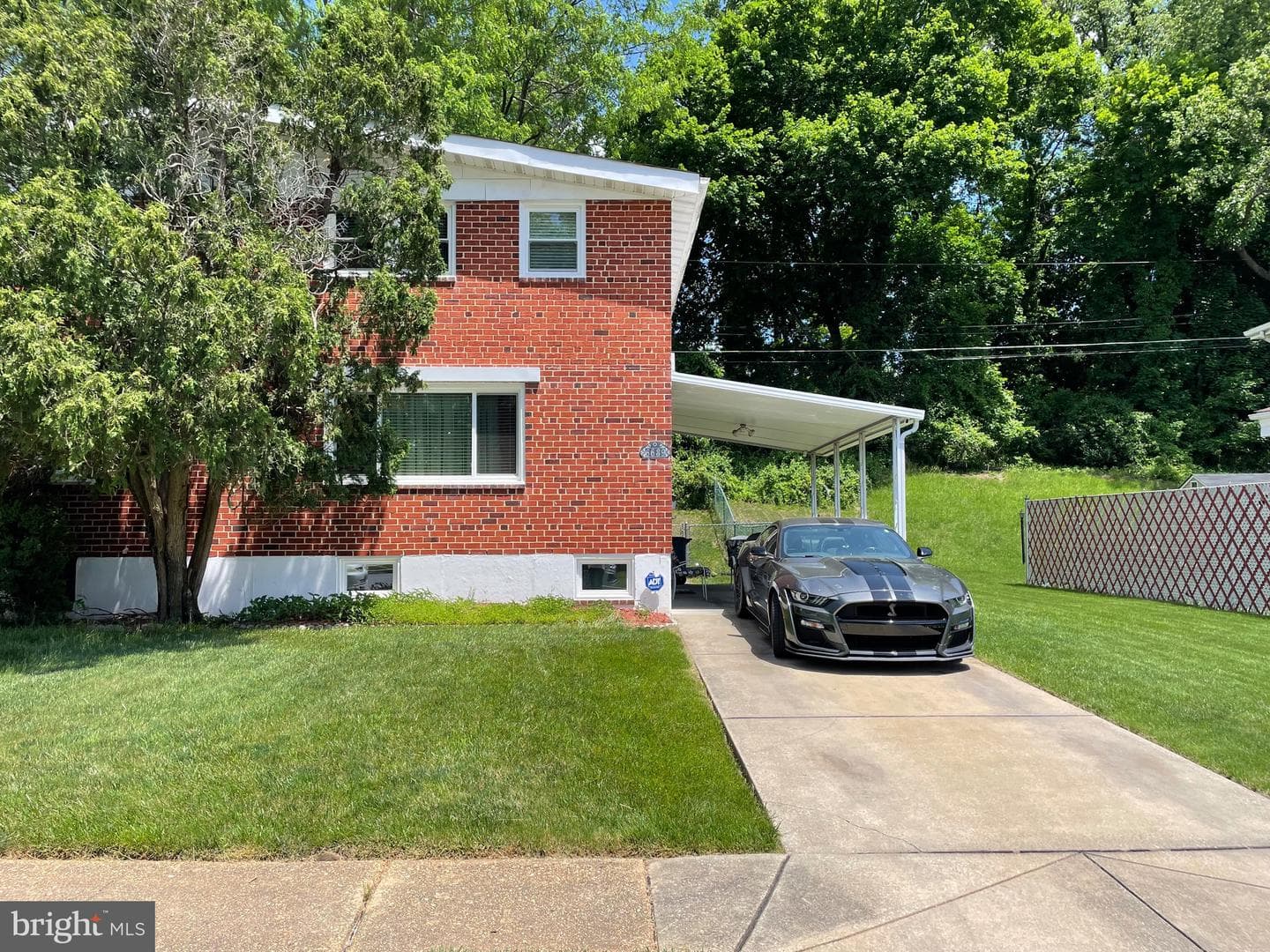 6639 Dalton Drive photo 1
