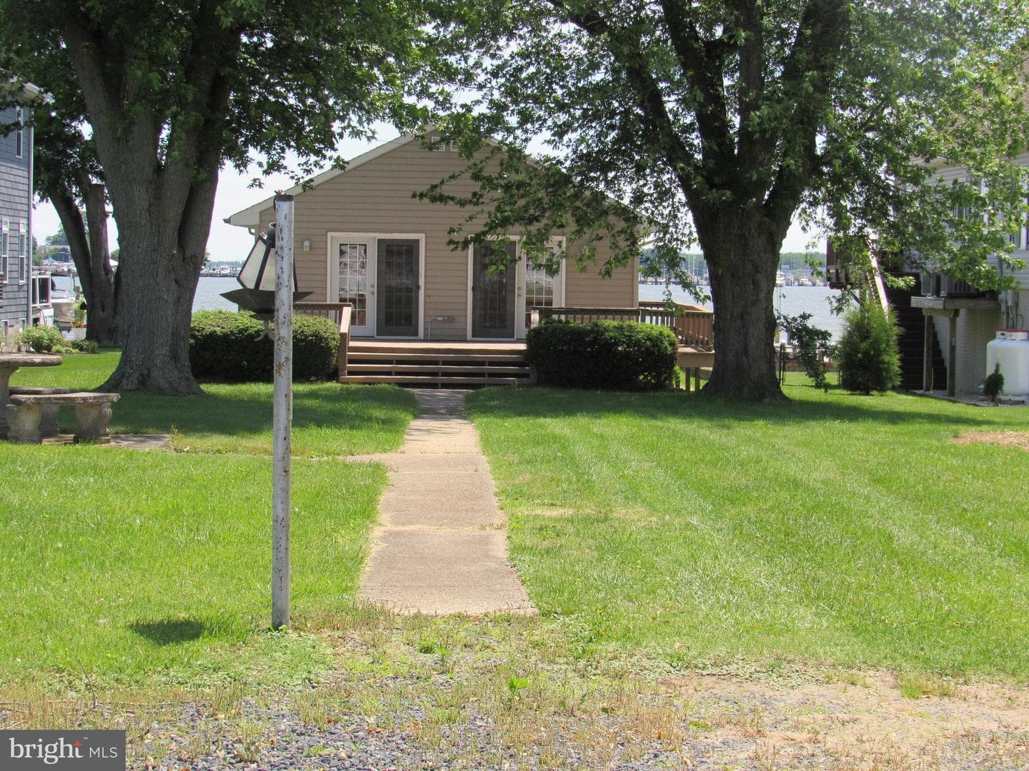 1015 Cold Spring Road photo 1