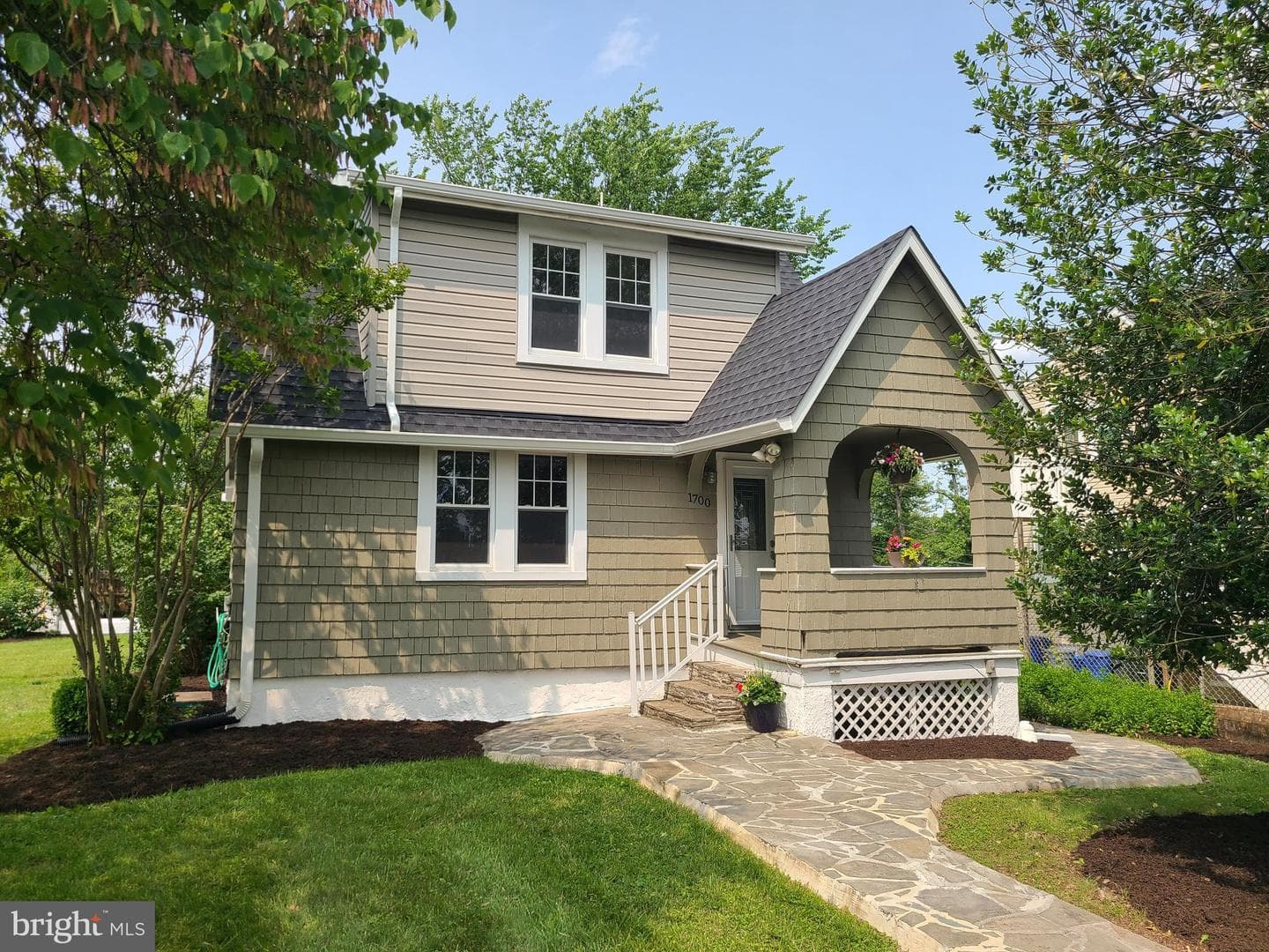 1700 Goodview Road photo 1