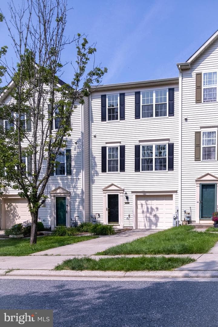 11904 White Heather Road photo 1
