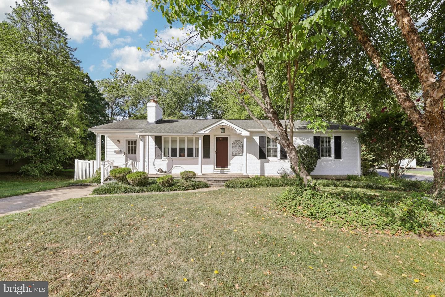 2401 Chetwood Circle photo 1
