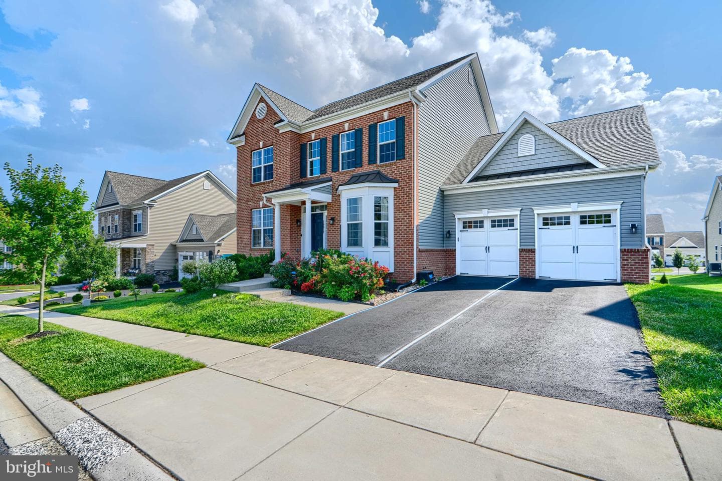 10819 White Trillium Road photo 1