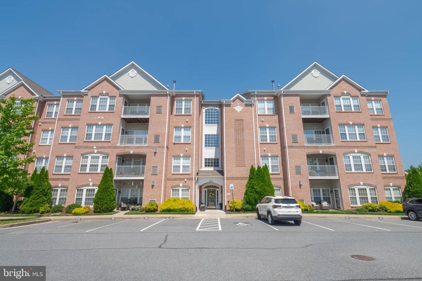 4502 Dunton Terrace #unit J photo 1
