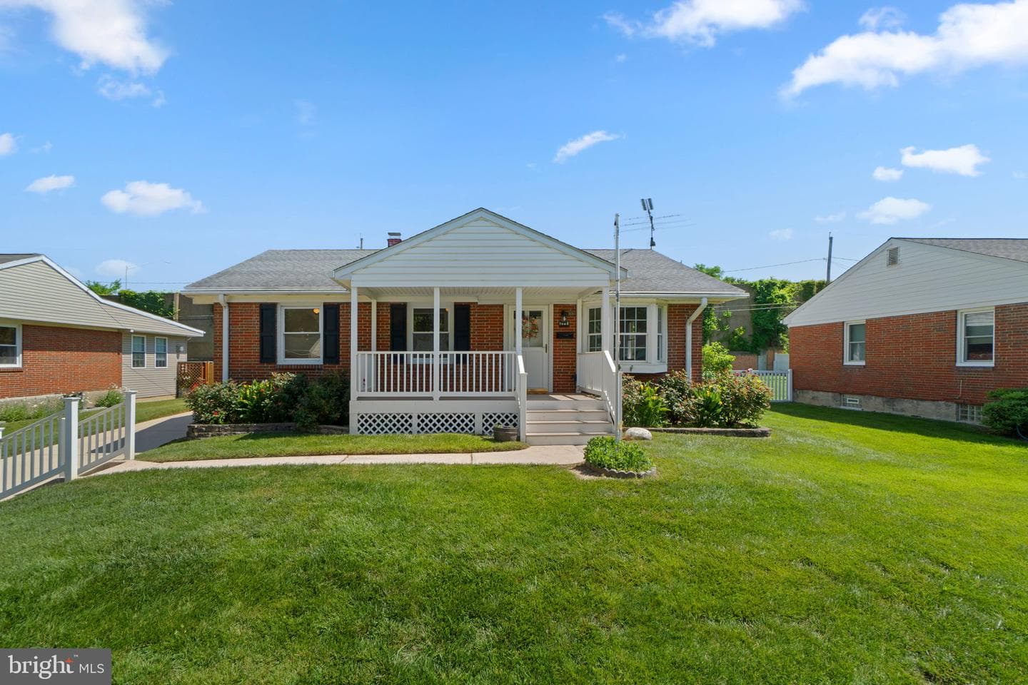 1028 Marleigh Circle photo 1