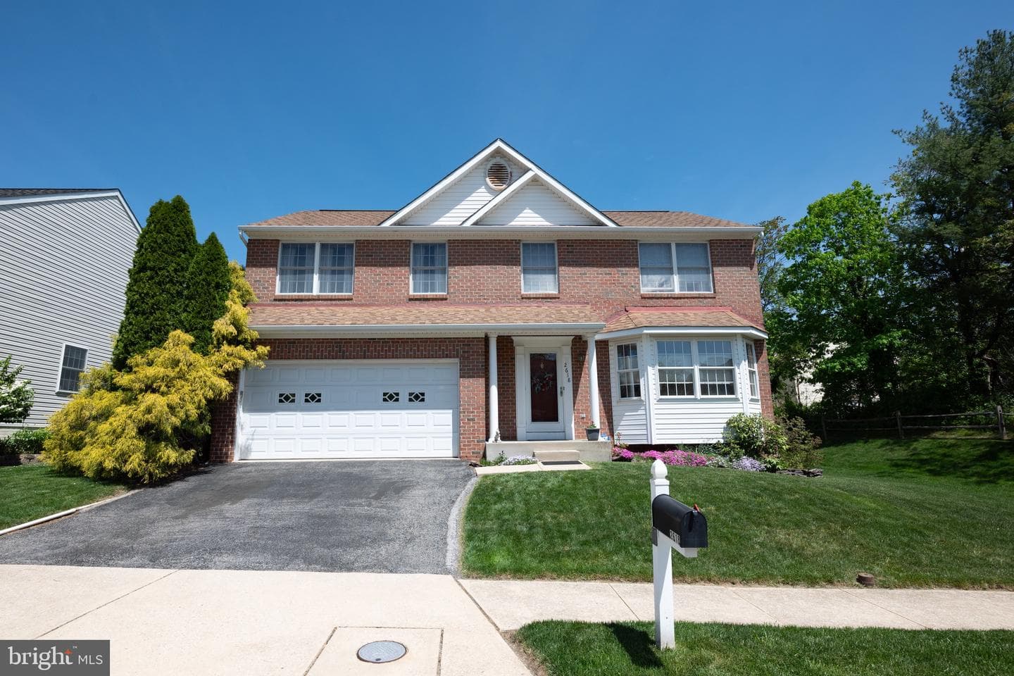 2618 Luiss Deane Drive photo 1